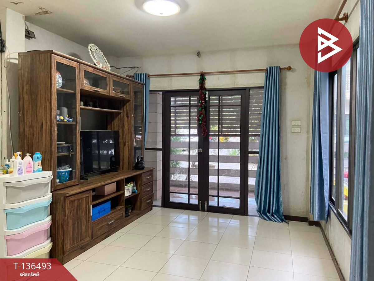 ขายด่วนบ้านแฝด 2 ชั้น หมู่บ้านสบาย ปภาวรินท์ (BaanSabai Prapawarin) สาย 5 นครปฐม