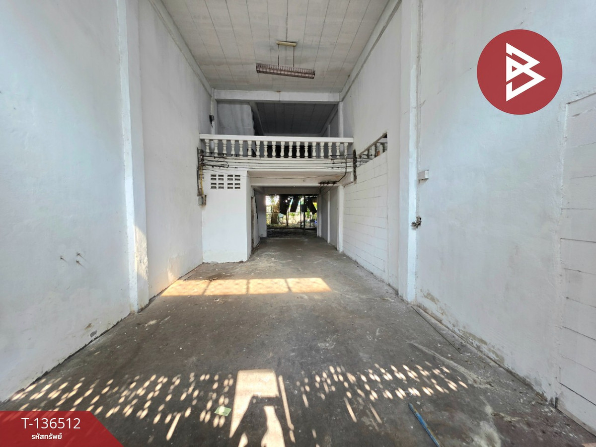 ขายด่วนอาคารพาณิชย์ 2 คูหาติดกัน ซ.เอกชัย 90 กรุงเทพฯ ทำเลทอง