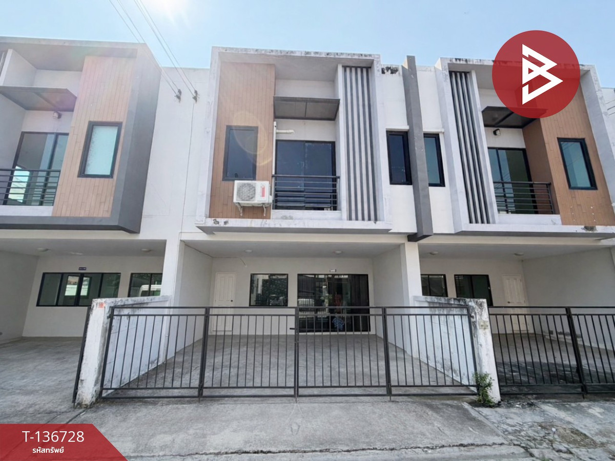 ขายทาวน์เฮ้าส์ 2 ชั้น หมู่บ้านสิรัชชา อีสท์ตั้น ทาวน์ (Siratcha Easton Town) ชลบุรี