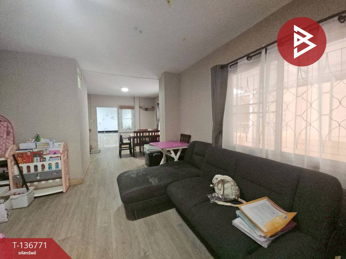 ขาย/เช่าบ้านแฝด หมู่บ้านณิชาดา ห้วยกะปิ ชลบุรี