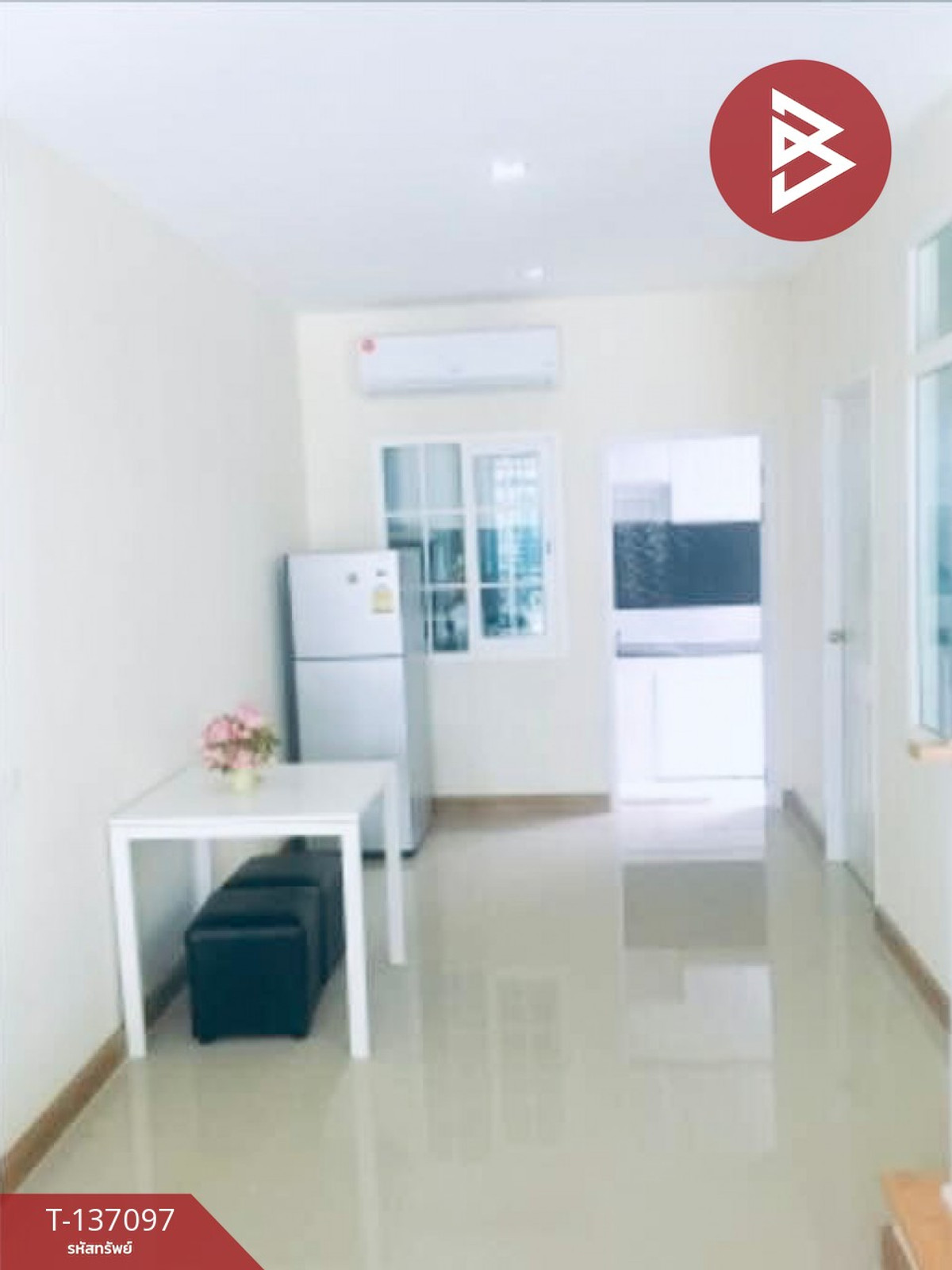 ขายทาวน์เฮ้าส์ 2 ชั้น หมู่บ้านโกลเด้นทาวน์ บางนา-สวนหลวง ประเวศ กรุงเทพมหานคร