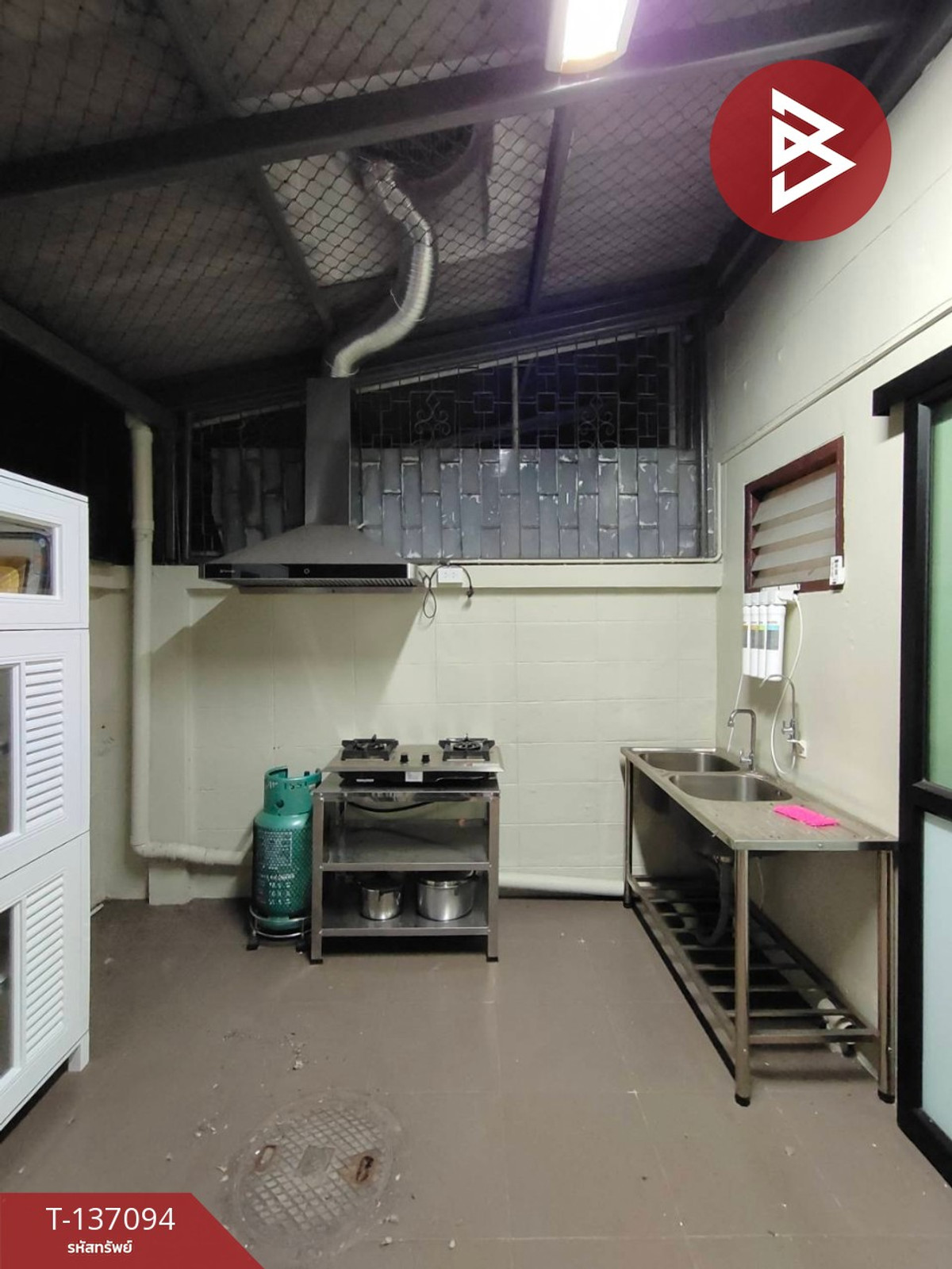 ขายอาคารพาณิชย์ หมู่บ้านรื่นฤดี รามคำแหง 180 กรุงเทพมหานคร ใกล้ MRT สถานีเคหะรามคำแหง