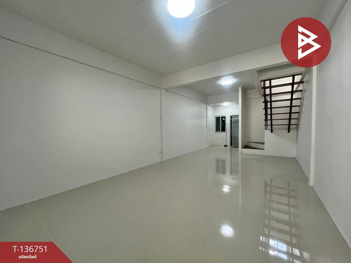 ขายทาวน์เฮ้าส์ หมู่บ้านวโรชา6 เทพารักษ์ บางบ่อ สมุทรปราการ