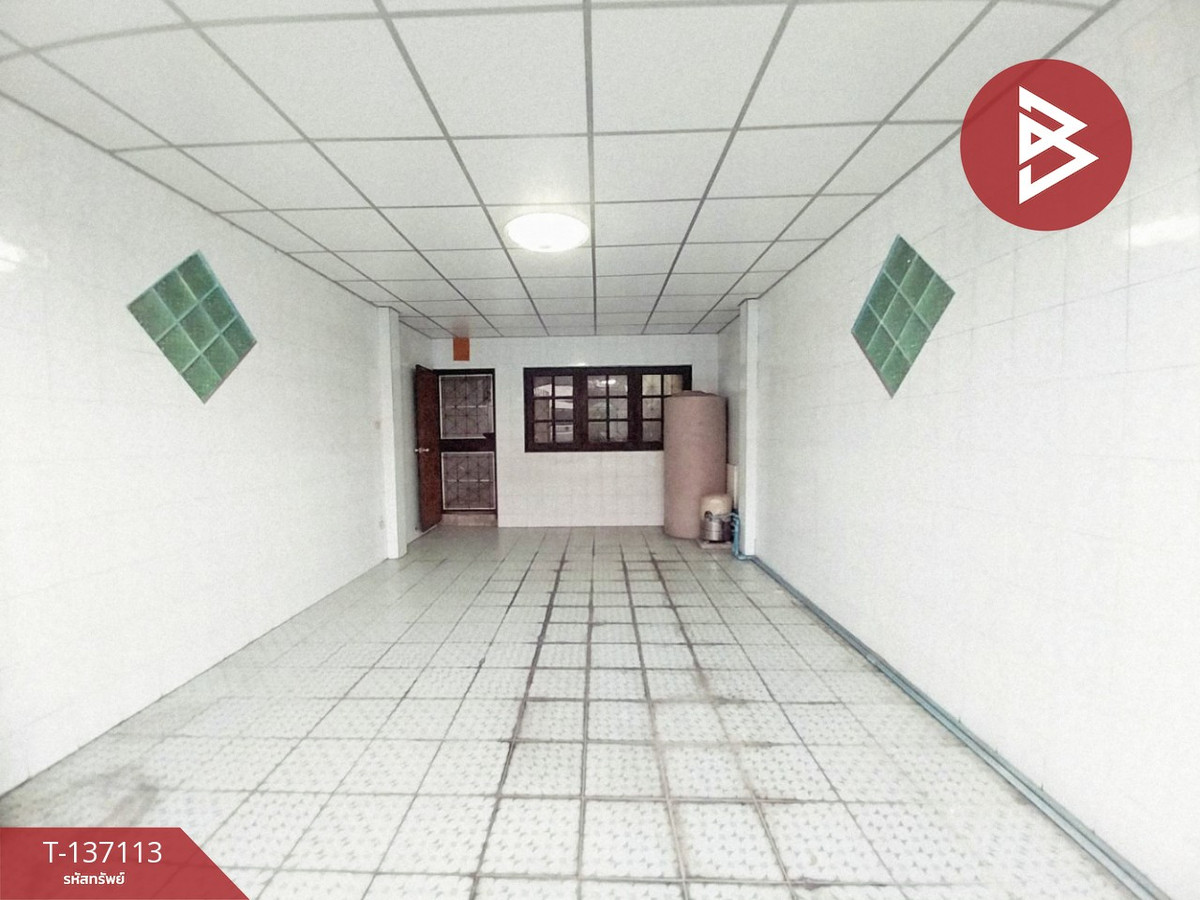 ขายด่วนทาวน์เฮ้าส์ หมู่บ้านพิบูลย์ทรัพย์ คลองสามวา กรุงเทพฯ รีโนเวทพร้อมอยู่