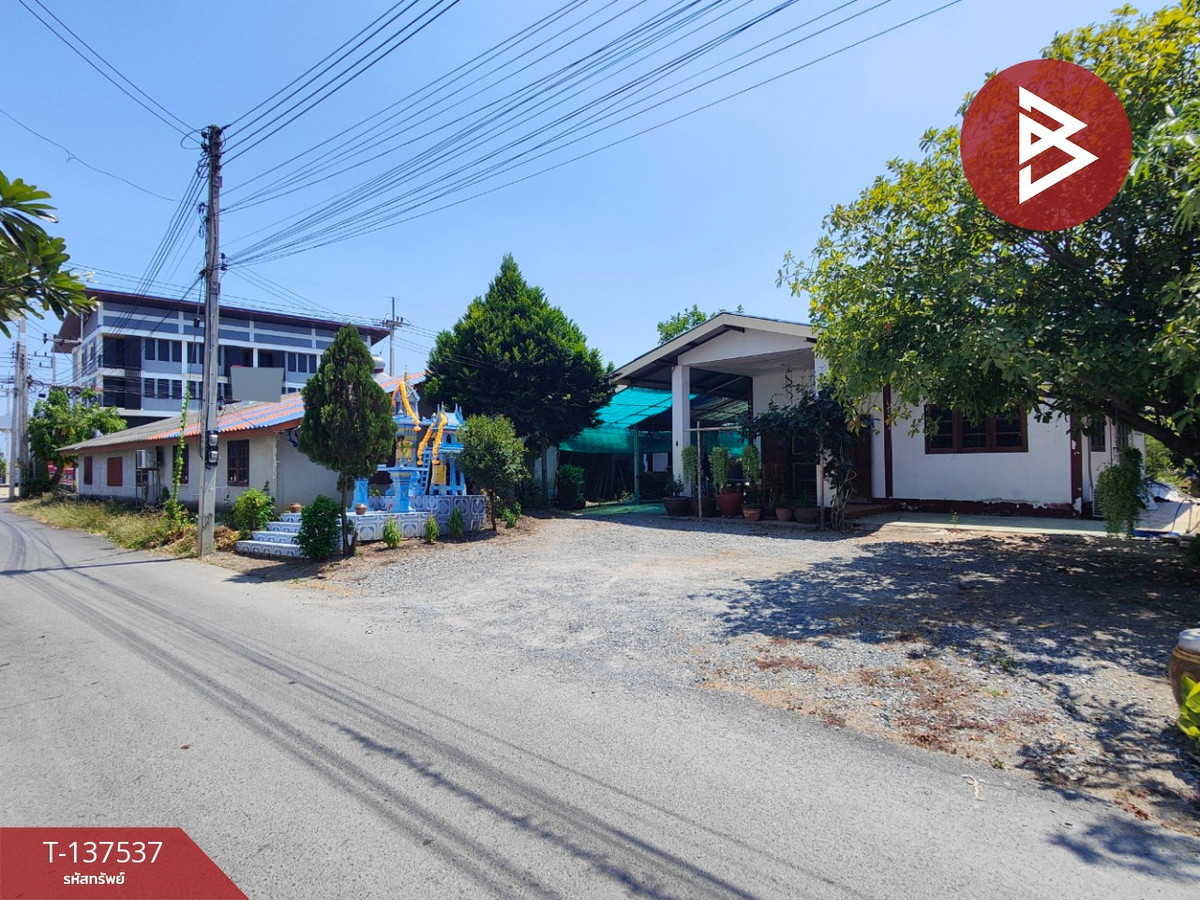 ขายบ้านเดี่ยวชั้นเดียว เนื้อที่ 1 งาน 14 ตารางวา นครปฐม ใกล้ศาลากลาง เดินทางสะดวก