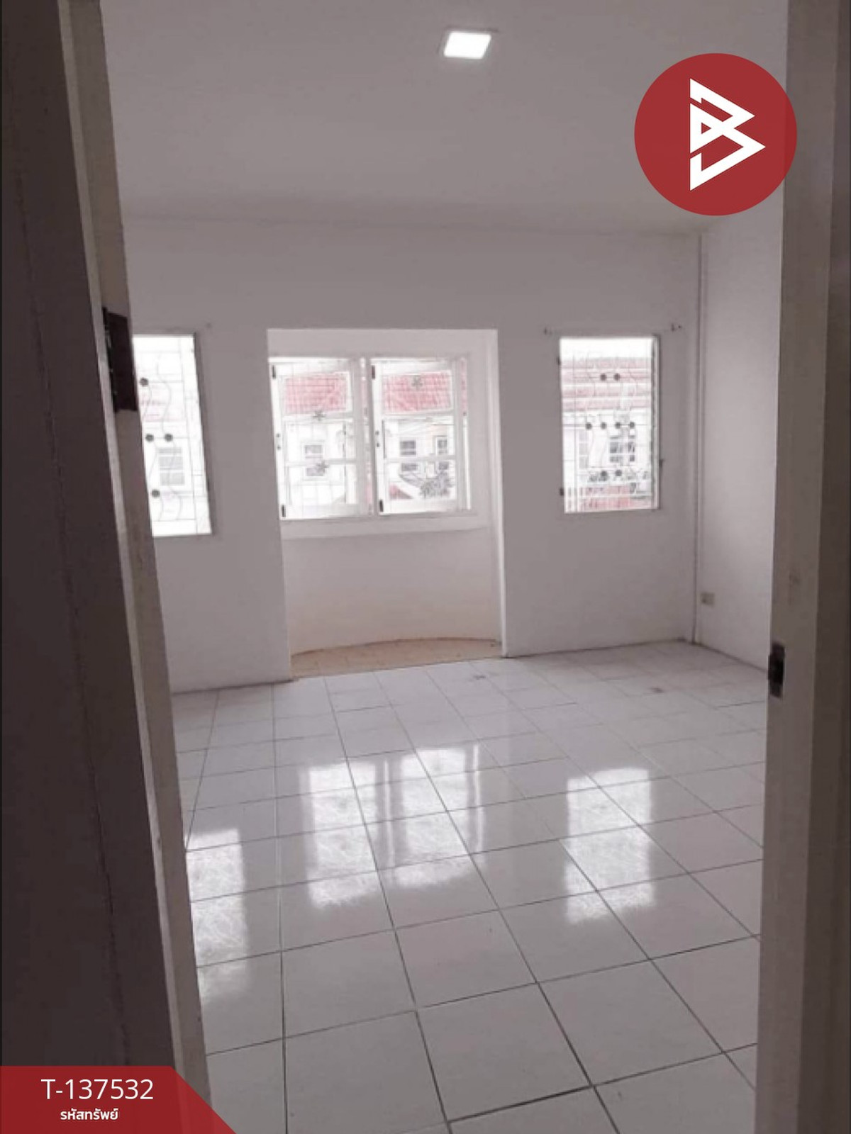 ขายทาวน์เฮ้าส์ 2 ชั้น หมู่บ้านเอเชียโฮมทาวน์ 2 บางกรวย-ไทรน้อย นนทบุรี