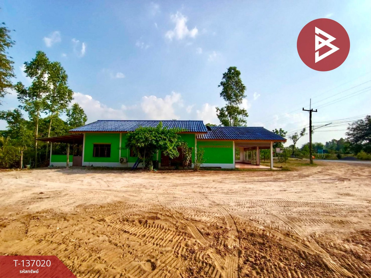 ขายบ้านเดี่ยวพร้อมที่ดิน เนื้อที่ 2 ไร่ 1 งาน 44 ตร.วา นาดี ปราจีนบุรี