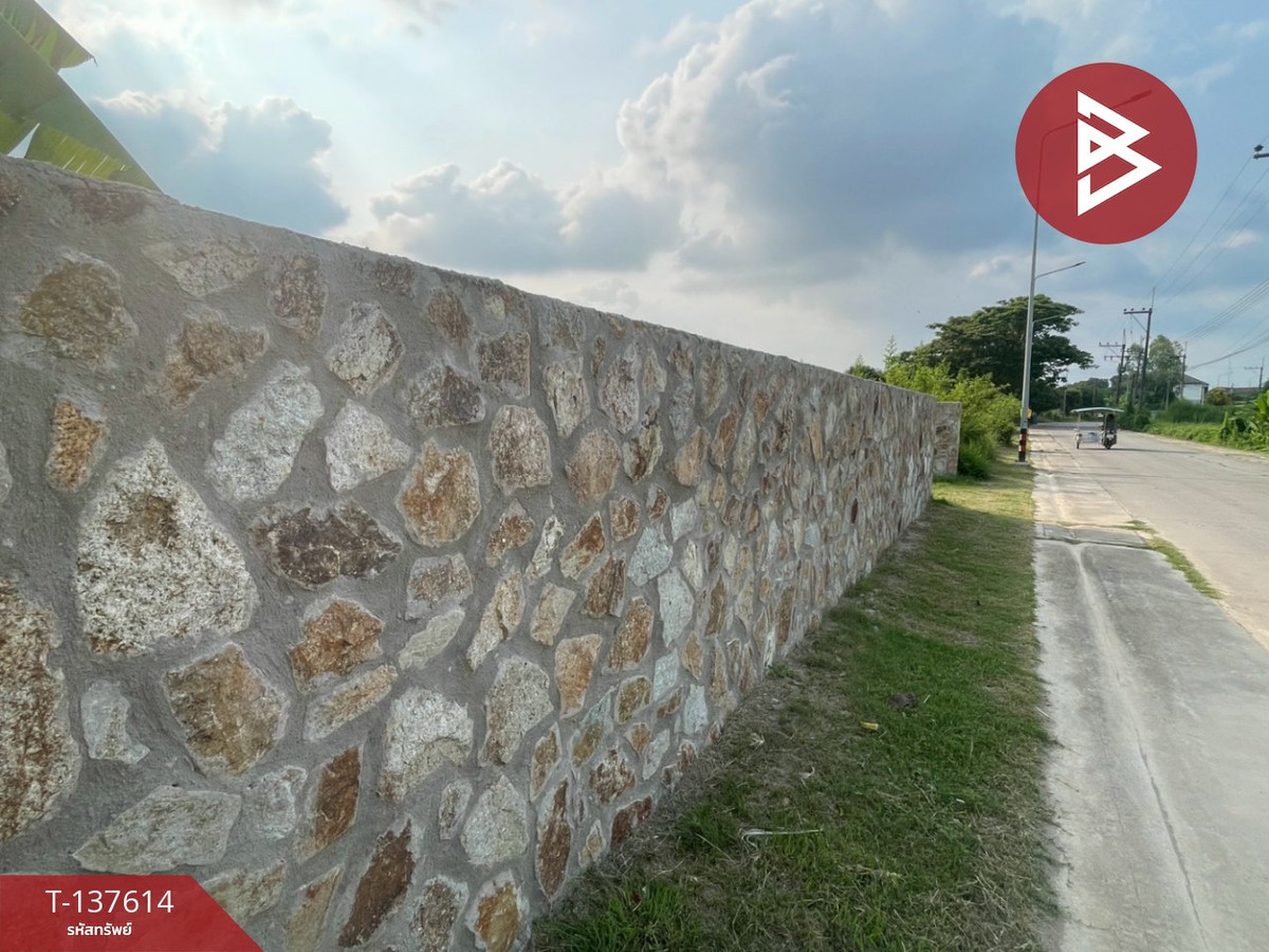 ขายที่ดินถมแล้ว พร้อมกำแพงหิน เนื้อที่ 122.8 ตร.วา เชิงเนิน ระยอง ทำเลดี
