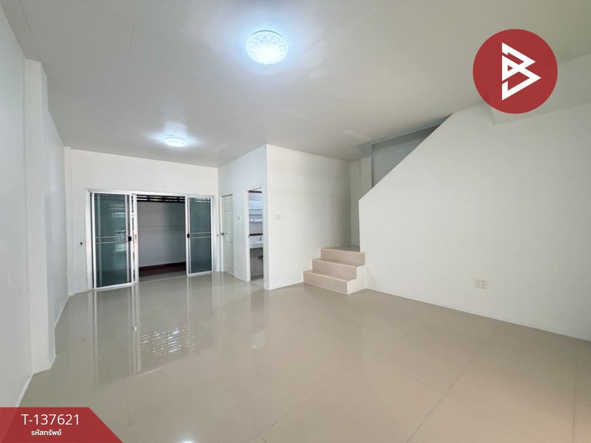 ขายทาวน์เฮ้าส์ หมู่บ้านโกลเด้นโฮม แหลมฉบัง (Golden Home) ชลบุรี