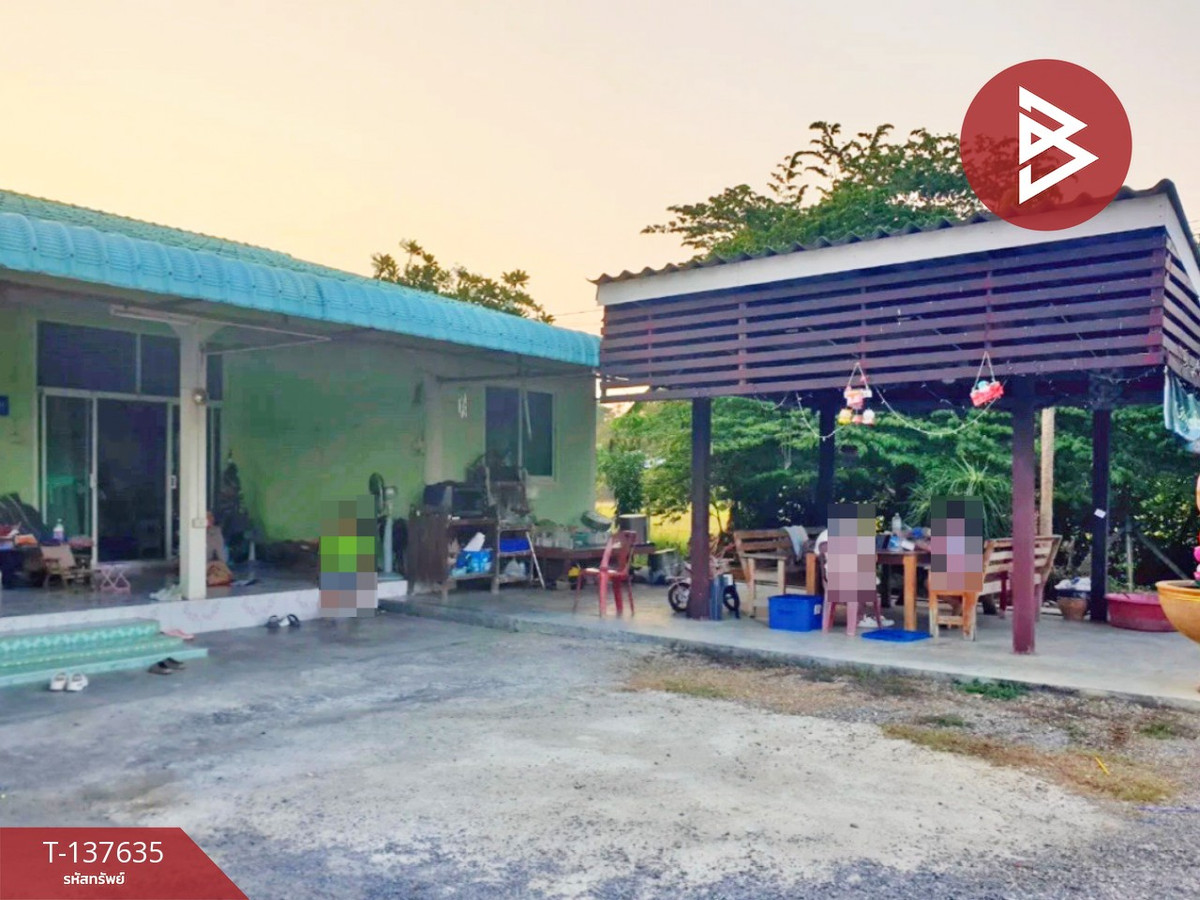 ขายบ้านเดี่ยวพร้อมที่ดิน เนื้อที่ 1 ไร่ 3 งาน บ้านโป่ง ราชบุรี ทำเลดีติดถนน