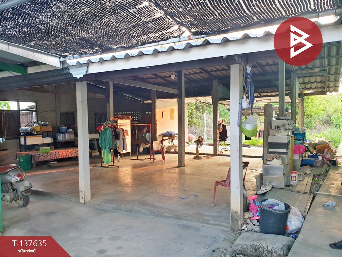 ขายบ้านเดี่ยวพร้อมที่ดิน เนื้อที่ 1 ไร่ 3 งาน บ้านโป่ง ราชบุรี ทำเลดีติดถนน