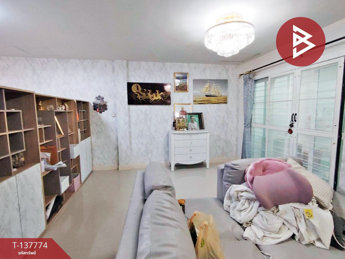 ขายด่วนทาวน์เฮ้าส์ หมู่บ้านมัณฑิรา บางพลี-ตำหรุ สมุทรปราการ