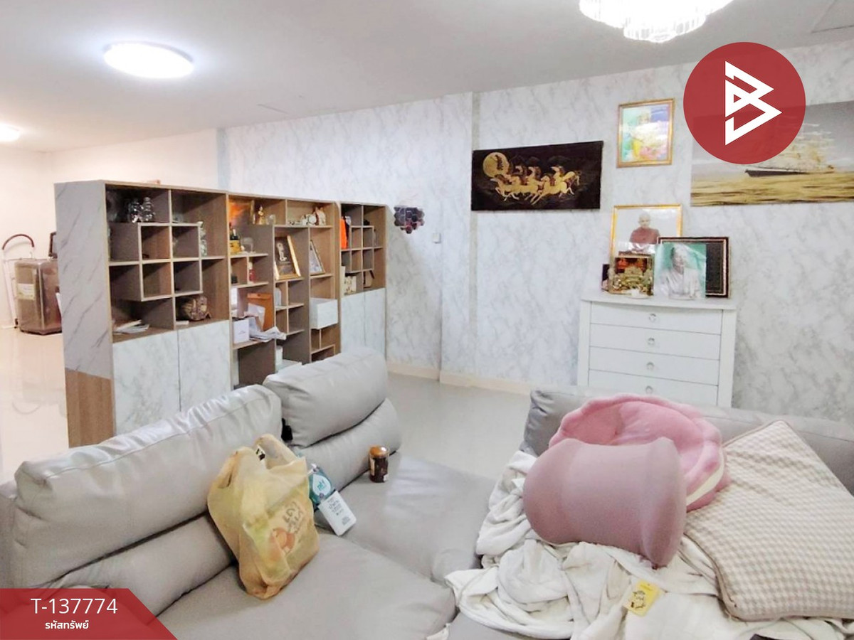 ขายด่วนทาวน์เฮ้าส์ หมู่บ้านมัณฑิรา บางพลี-ตำหรุ สมุทรปราการ