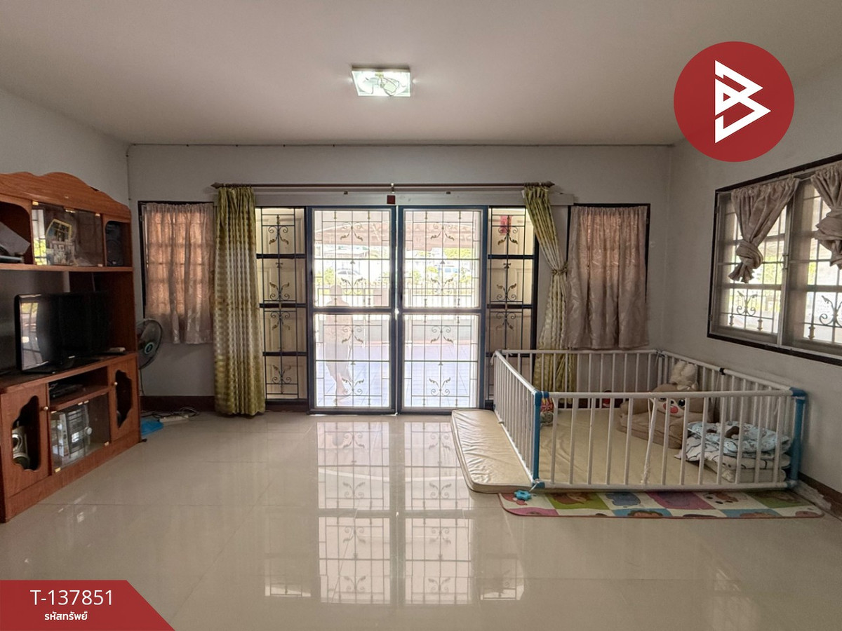 ขายบ้านแฝด หมู่บ้านสุขประยูรนคร นาป่า (Sukprayoon Nakorn) ชลบุรี