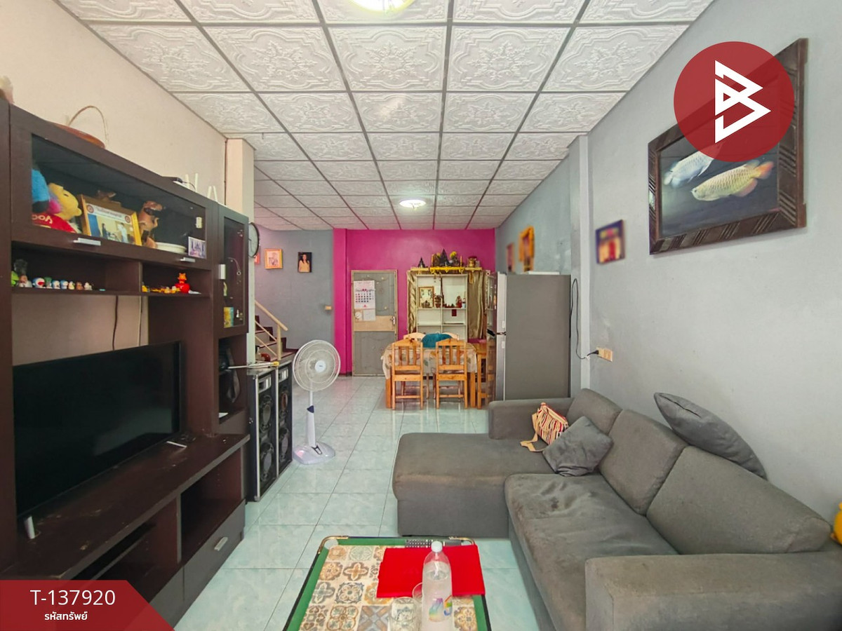 ขายทาวน์เฮ้าส์ หมู่บ้านพีเคการ์เด้นท์ ประชาอุทิศ 90 พระสมุทรเจดีย์ สมุทรปราการ