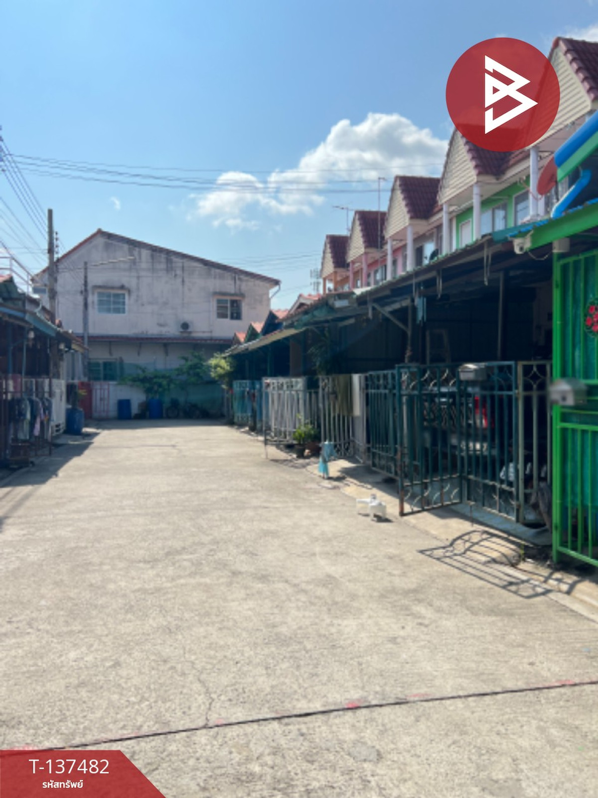 ขายทาวน์เฮ้าส์ หมู่บ้านชุติมา แพรกษา (มังกร-นาคดี) แพรกษา สมุทรปราการ