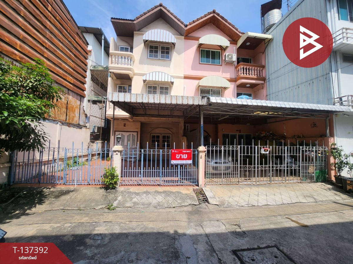 ขายทาวน์เฮ้าส์ 3 ชั้น เนื้อที่ 27 ตร.วา พระรามสาม ซอย 25 กรุงเทพฯ