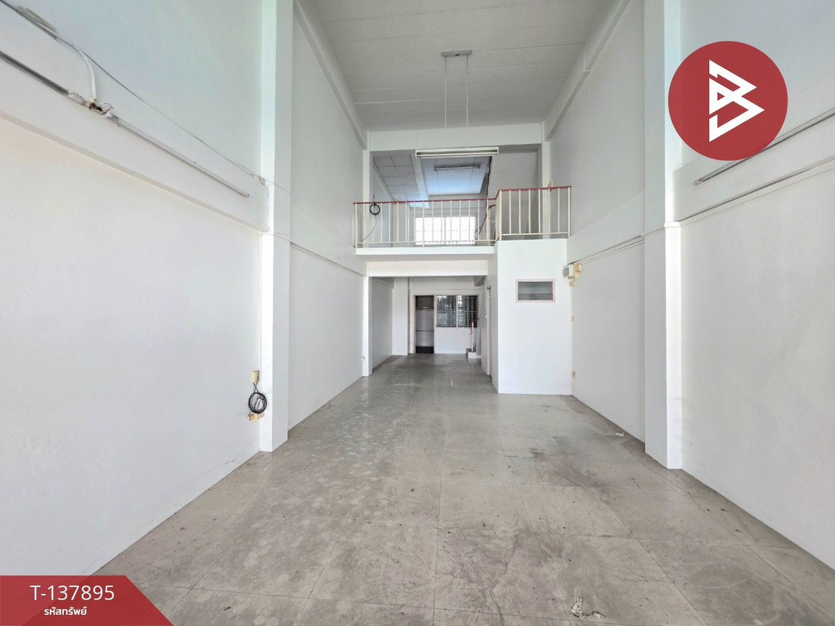 ขายอาคารพาณิชย์ หมู่บ้านลัดดาแลนด์2 บ่อวิน ชลบุรี