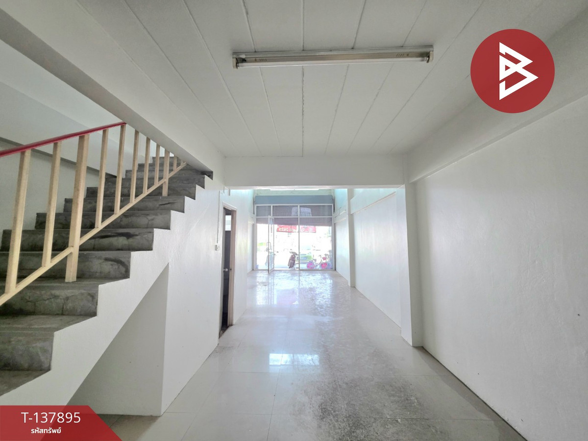 ขายอาคารพาณิชย์ หมู่บ้านลัดดาแลนด์2 บ่อวิน ชลบุรี