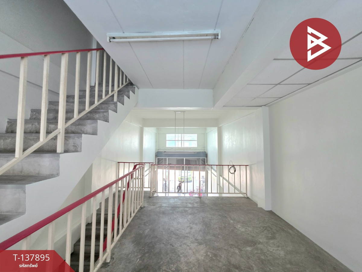 ขายอาคารพาณิชย์ หมู่บ้านลัดดาแลนด์2 บ่อวิน ชลบุรี