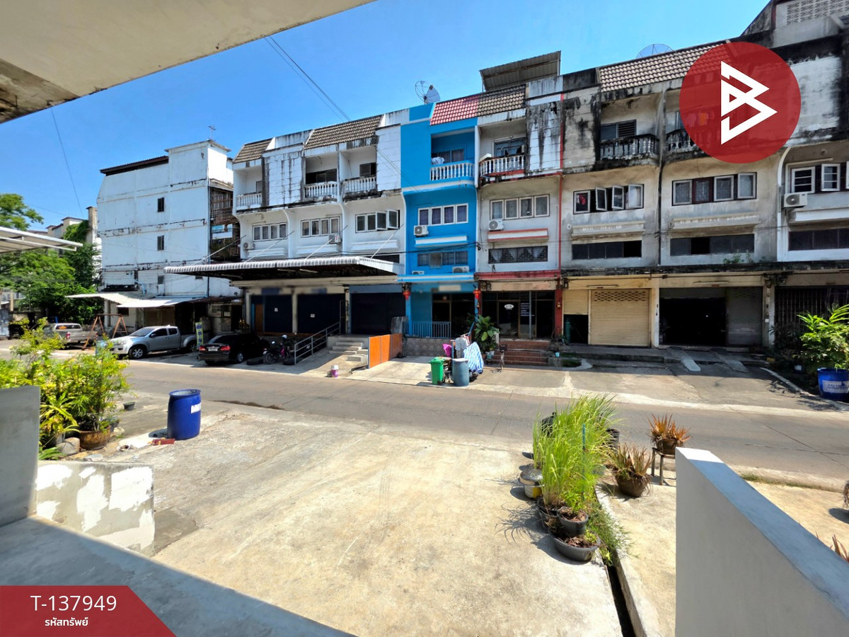 ขายอาคารพาณิชย์ 3 ชั้นครึ่ง เนื้อที่ 16 ตร.วา บางขุนเทียน กรุงเทพมหานคร