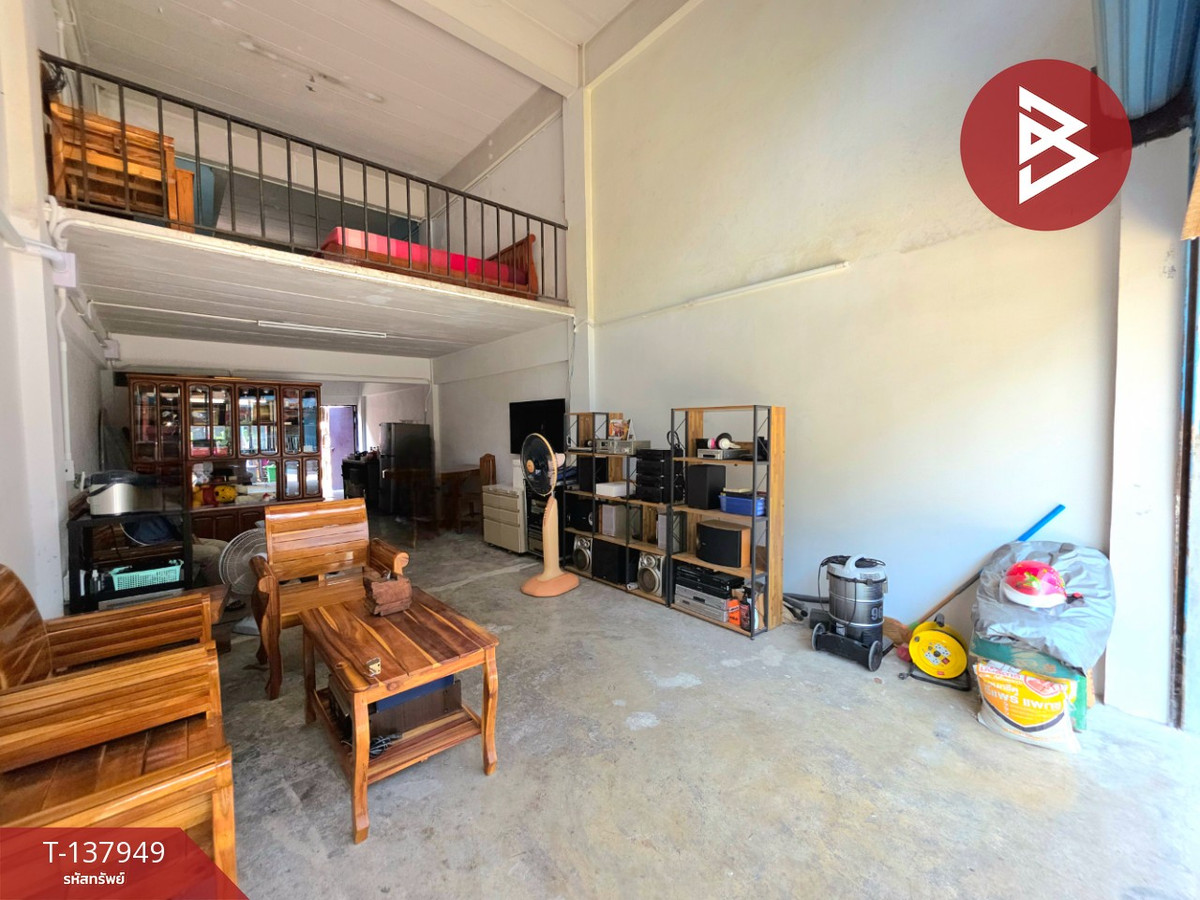 ขายอาคารพาณิชย์ 3 ชั้นครึ่ง เนื้อที่ 16 ตร.วา บางขุนเทียน กรุงเทพมหานคร