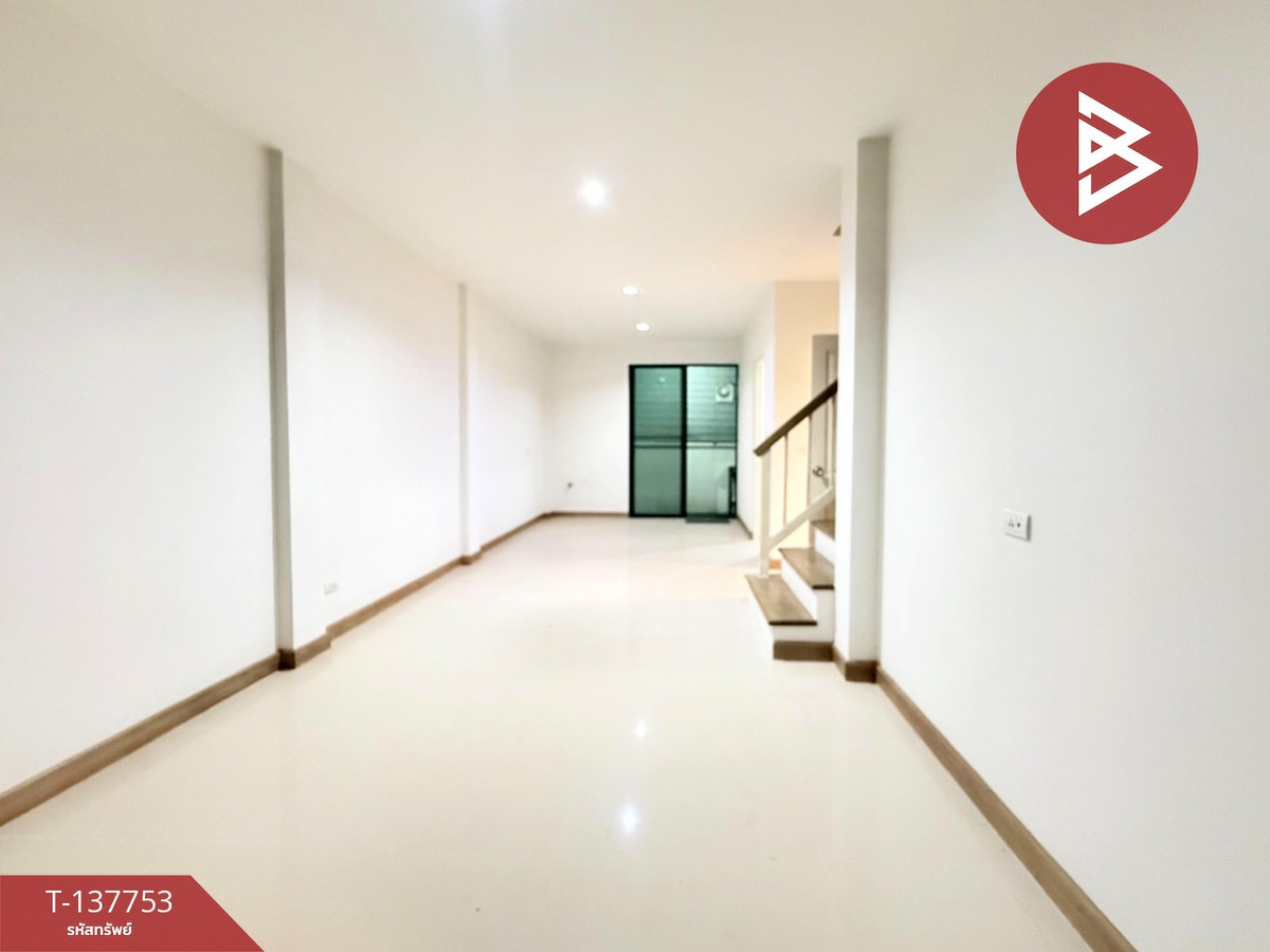 ขายทาวน์เฮ้าส์ หมู่บ้านแกรนดิตี้ เพชรเกษม-พุทธมณฑลสาย 7 นครปฐม