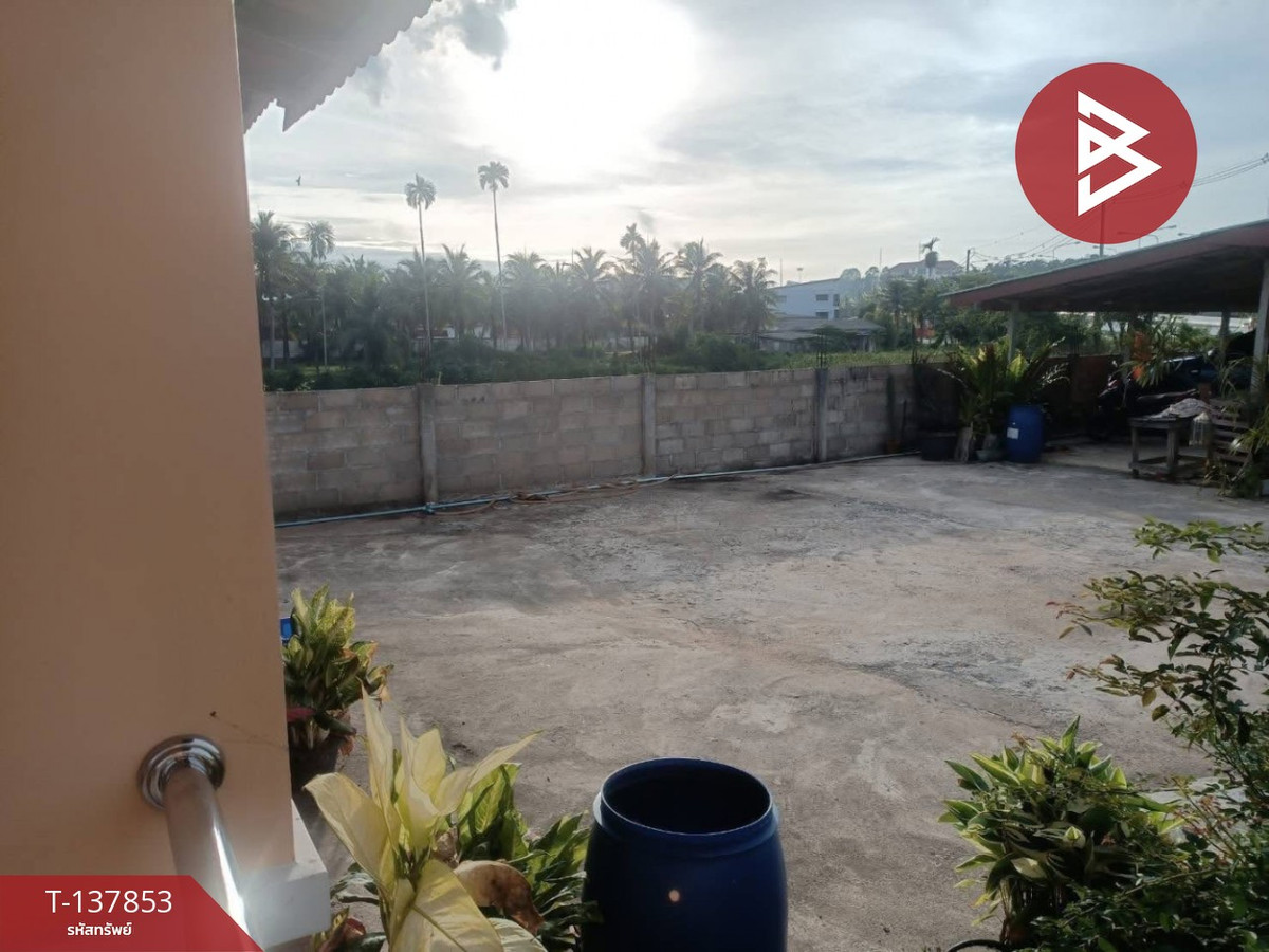 ขายบ้านเดี่ยว เนื้อที่ 2 งาน 69.7 ตารางวา นาชะอัง ชุมพร ทำเลทองใจกลางเมือง