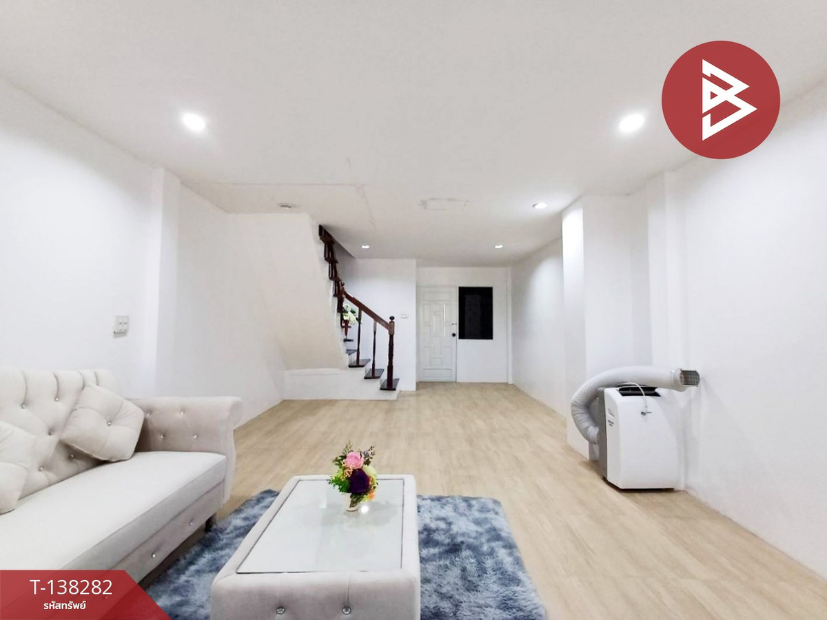 ขายทาวน์เฮ้าส์ เนื้อที่ 21 ตารางวา แม่กลอง สมุทรสงคราม