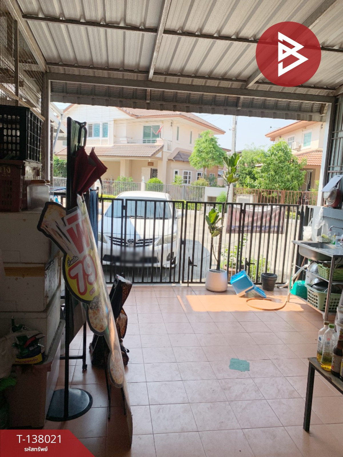 ขายอาคารพาณิชย์ 3 ชั้น หมู่บ้านเปี่ยมสุข ถ.มาลัยแมน ต.ท่าพี่เลี้ยง สุพรรณบุรี