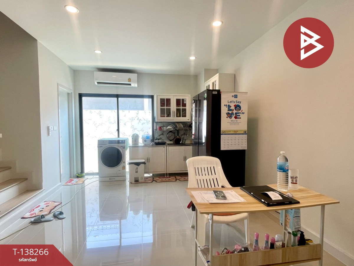 ขายทาวน์เฮ้าส์ หมู่บ้านวีคอมพาวด์ บางนา (V Compound Bangna) บางบ่อ สมุทรปราการ