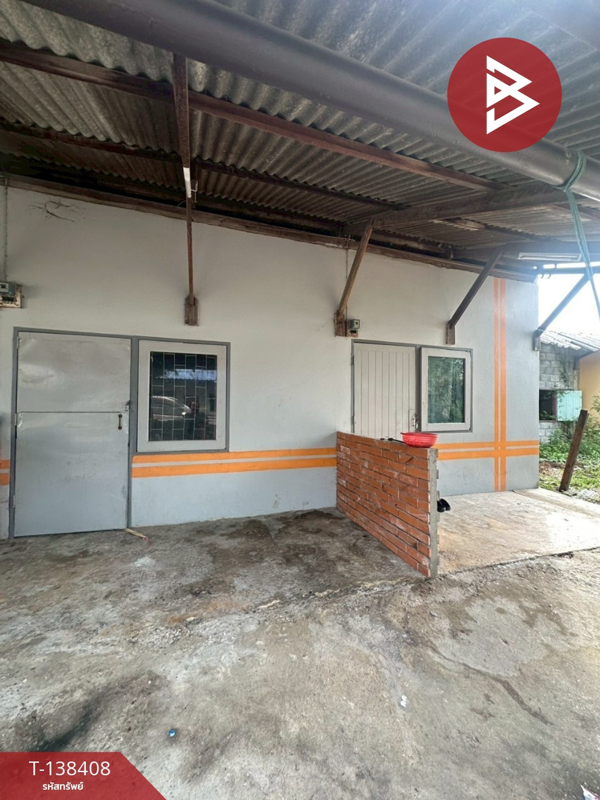 ขายที่ดินพร้อมสิ่งปลูกสร้าง เนื้อที่ 63 ตร.วา พระประโทน นครปฐม