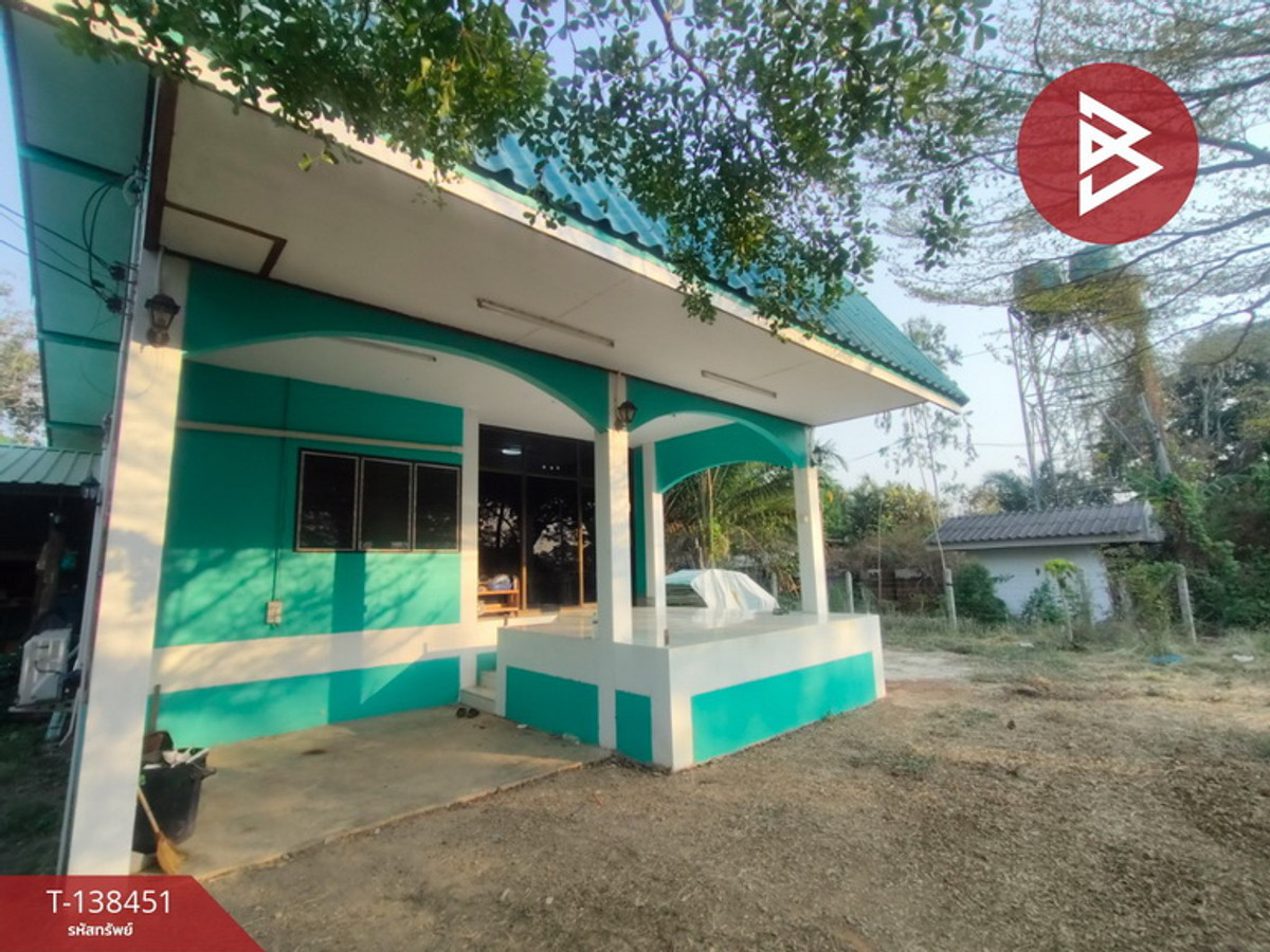 ขายบ้านเดี่ยวชั้นเดียว เนื้อที่ 74 ตร.วา ซอยบ้านวังหมู เมืองอุตรดิตถ์ ทำเลดี