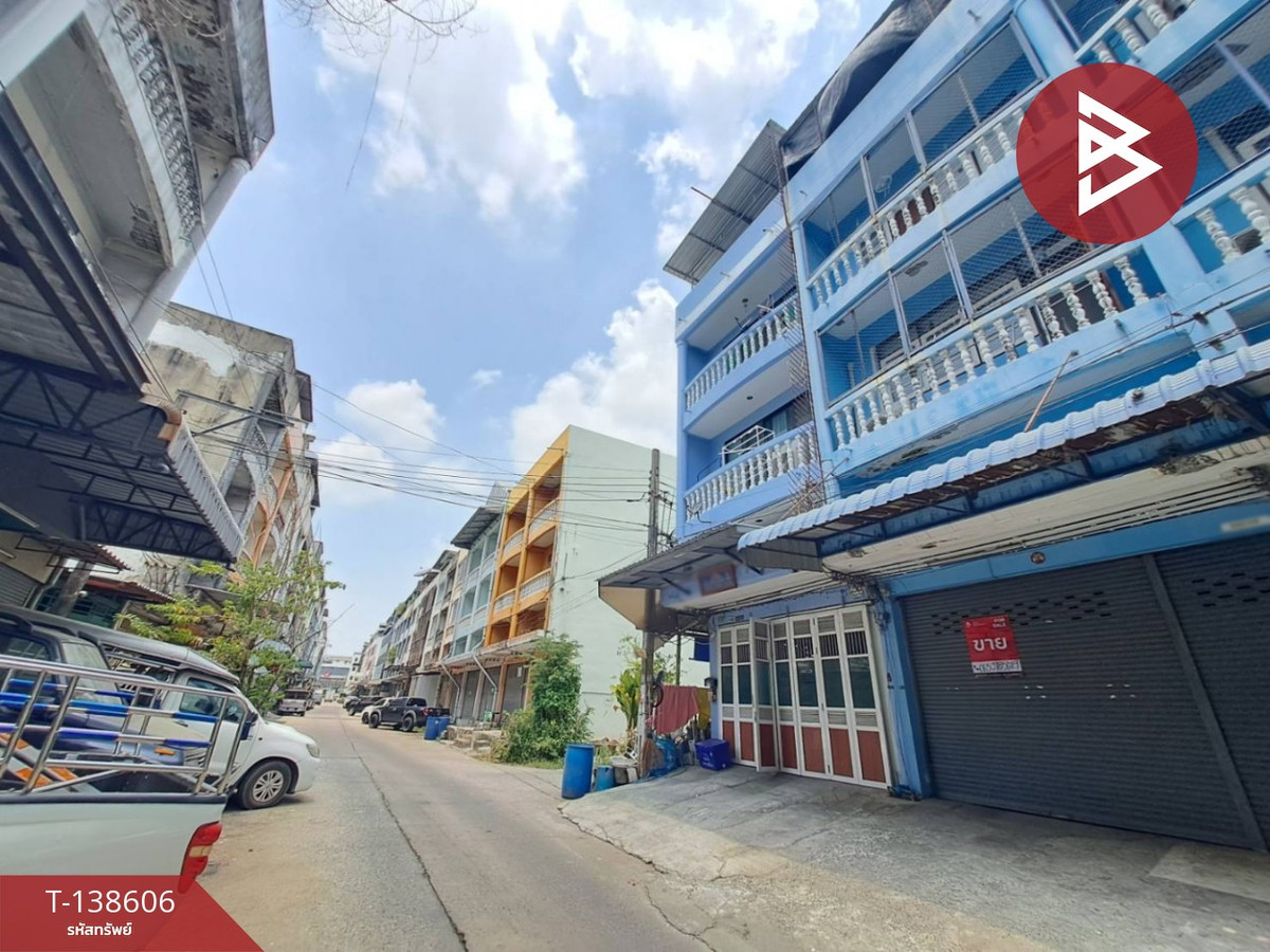 ขายอาคารพาณิชย์ 3 ชั้น ซอยสีหบุรานุกิจ 4 มีนบุรี กรุงเทพมหานคร