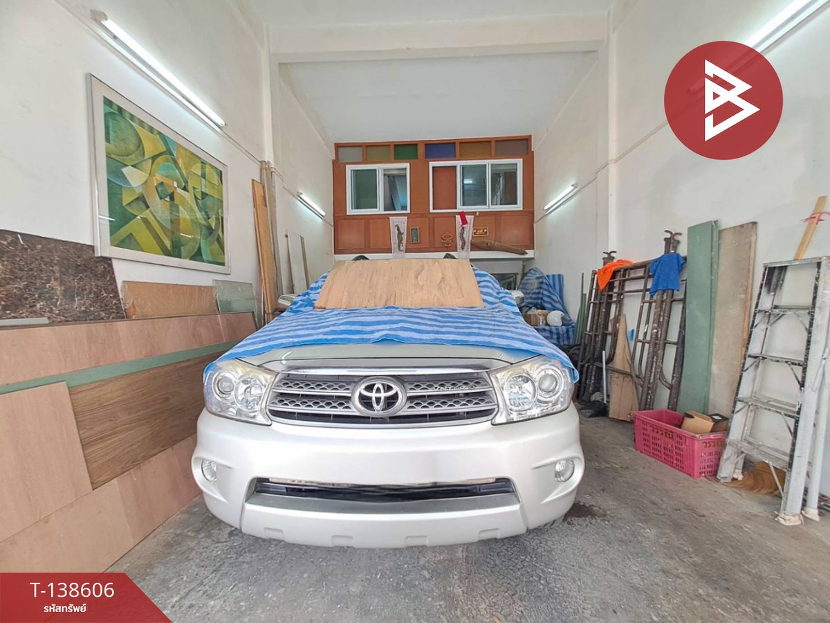 ขายอาคารพาณิชย์ 3 ชั้น ซอยสีหบุรานุกิจ 4 มีนบุรี กรุงเทพมหานคร