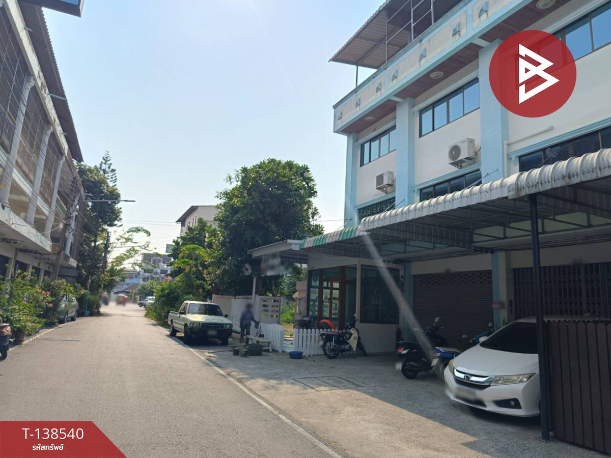 ขายอาคารพาณิชย์ ซ.ศรีกุญชร เนื้อที่ 30.1 ตร.วา พนัสนิคม ชลบุรี