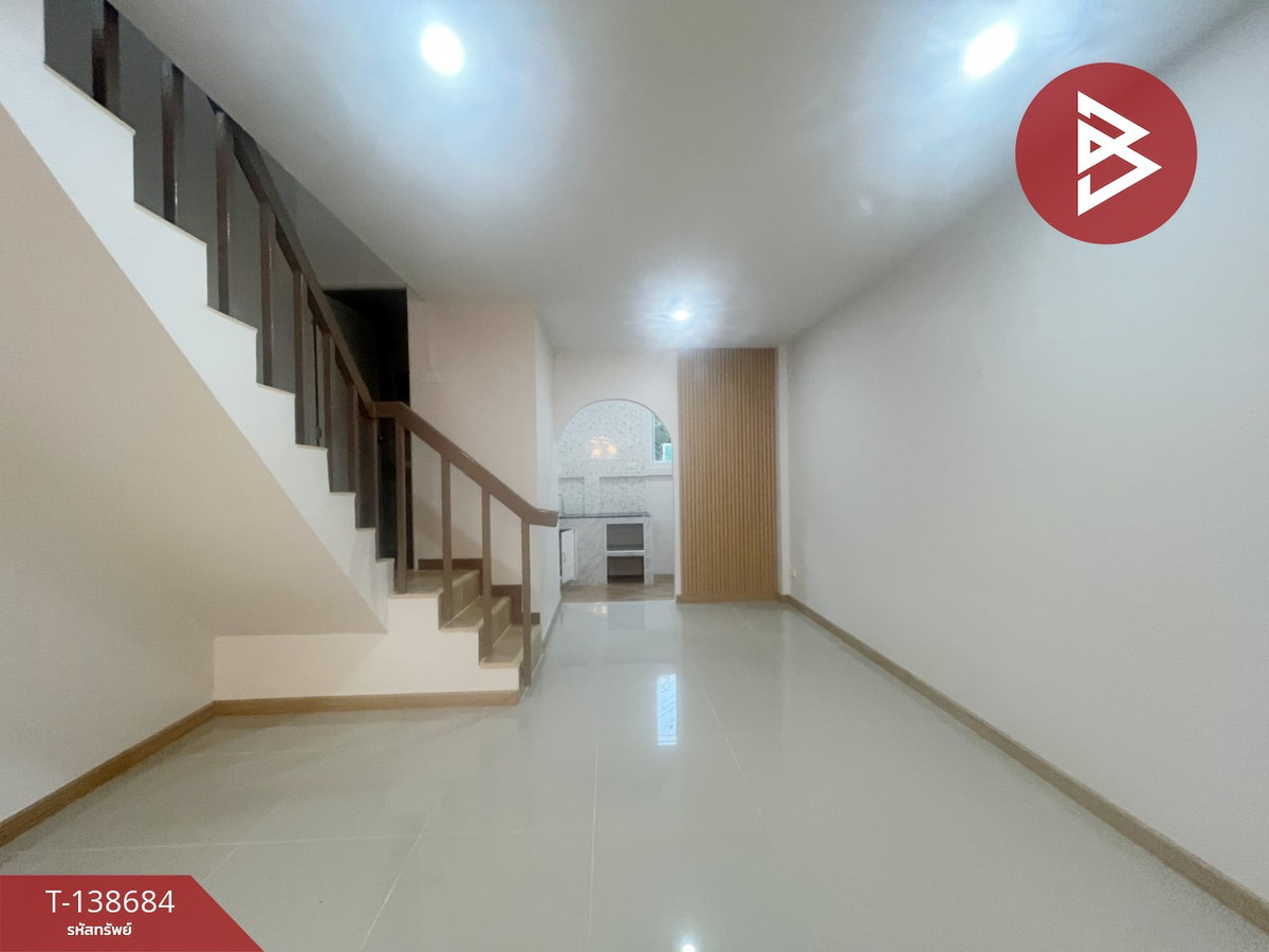 ขายทาวน์เฮ้าส์ 2 ชั้น หมู่บ้านเทพนครทาวน์ เทพารักษ์ กม.4 (ศรีสมิตร) สมุทรปราการ รีโนเวทใหม่