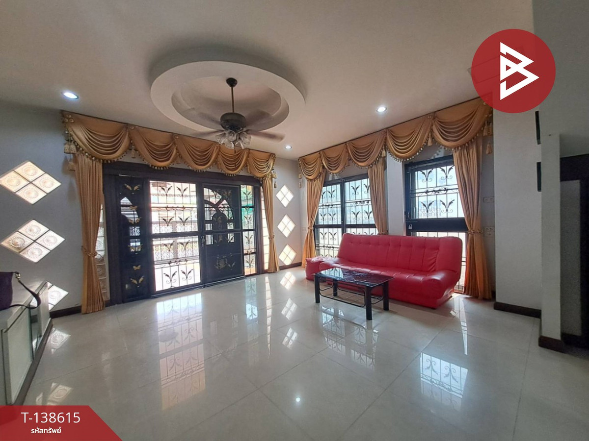 ขายทาวน์เฮ้าส์ 3 ชั้นหลังมุม หมู๋บ้านธนะธานี สุขใจ นวมินทร์ 163 กรุงเทพฯ