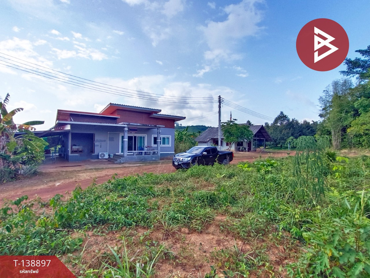 ขายบ้านเดี่ยวพร้อมที่ดิน เนื้อที่ 1 ไร่ 12 ตารางวา แหลมงอบ ตราด