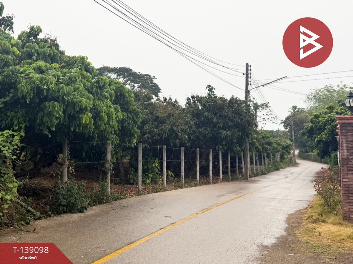 ขายที่ดินสวนลำไย เนื้อที่ 1 ไร่ 2 งาน 11 ตารางวา เวียงหนองล่อง ลำพูน ทำเลติดถนน