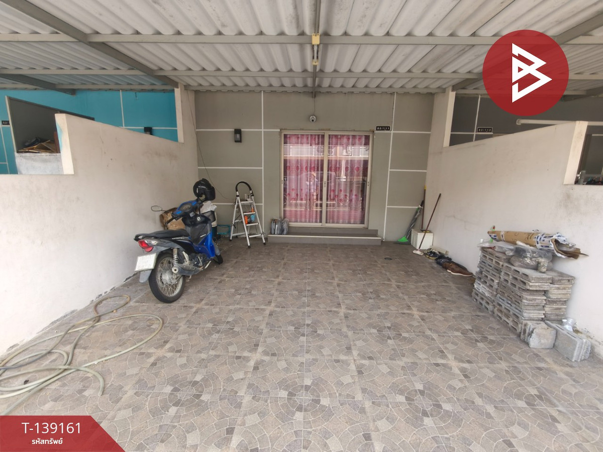 ขายทาวน์เฮ้าส์ หมู่บ้านแฟมิลี่ทาวน์6 ชลบุรี