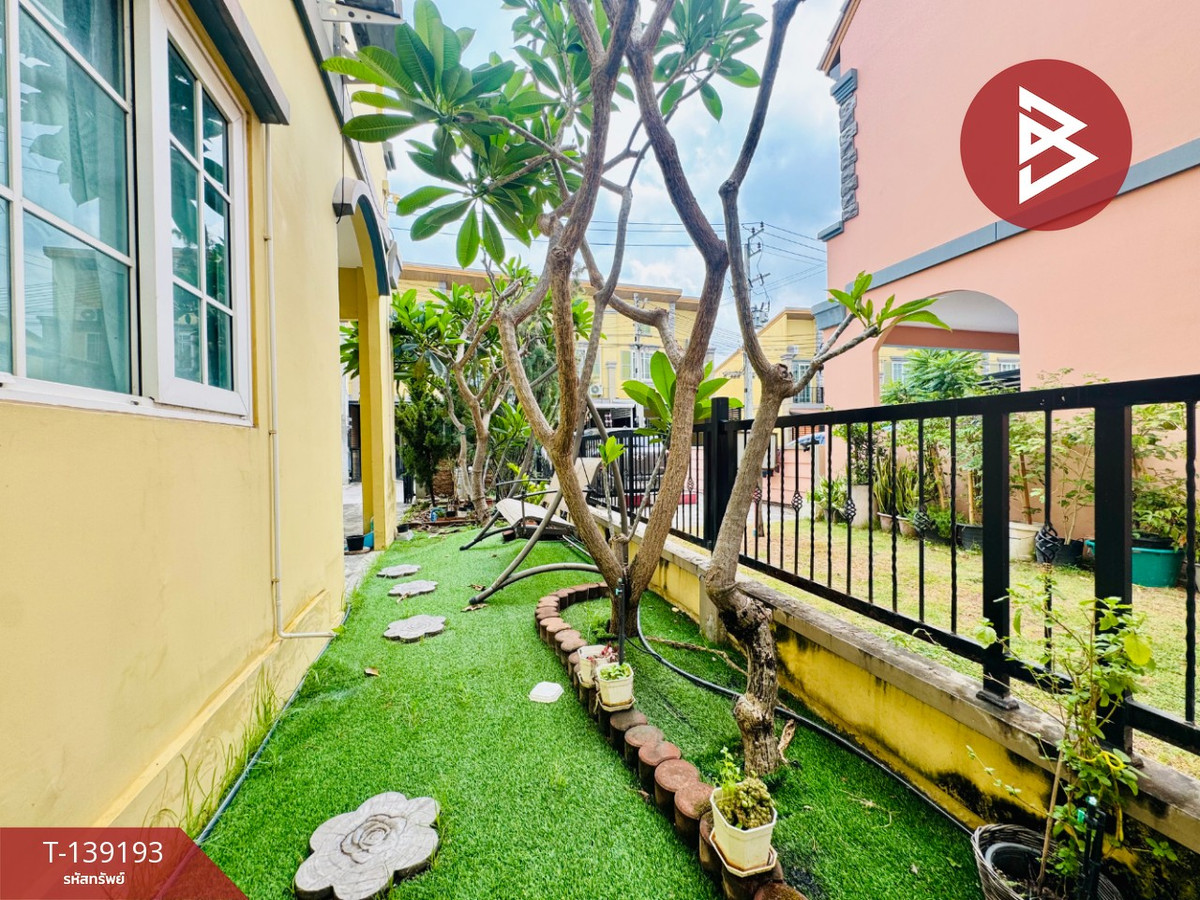 ขายทาวน์เฮ้าส์ หมู่บ้านโกลเด้นทาวน์ ศรีราชา-อัสสัมชัญ (Golden Town Sriracha-Assumption) ชลบุรี