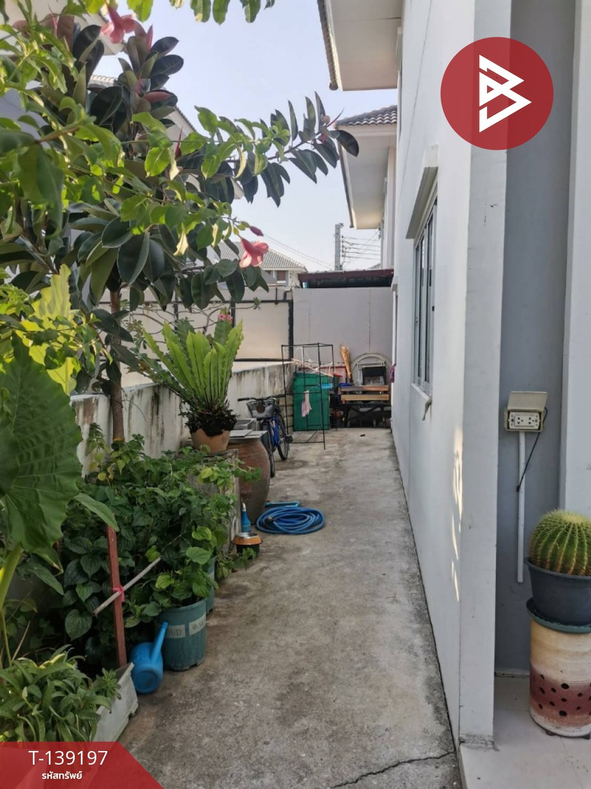 ขายบ้านแฝด หมู่บ้านลลิลทาวน์ แลนซีโอ คริป 2 ลาดกระบัง-สุวรรณภูมิ (Lalin Town Lanceo CRIB2 Latkrabang-Suvarnabhumi)