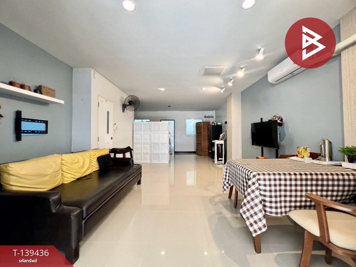 ขายทาวน์เฮ้าส์ หมู่บ้านอรินสิริ แอทสุขุมวิท (Arinsiri @Sukhumvit) แสนสุข ชลบุรี
