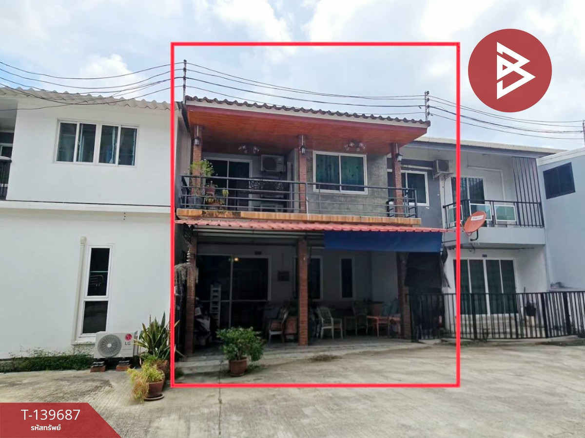 ขายทาวน์เฮ้าส์ 2 ชั้น เนื้อที่ 21 ตร.วา วัดใหม่ จันทบุรี