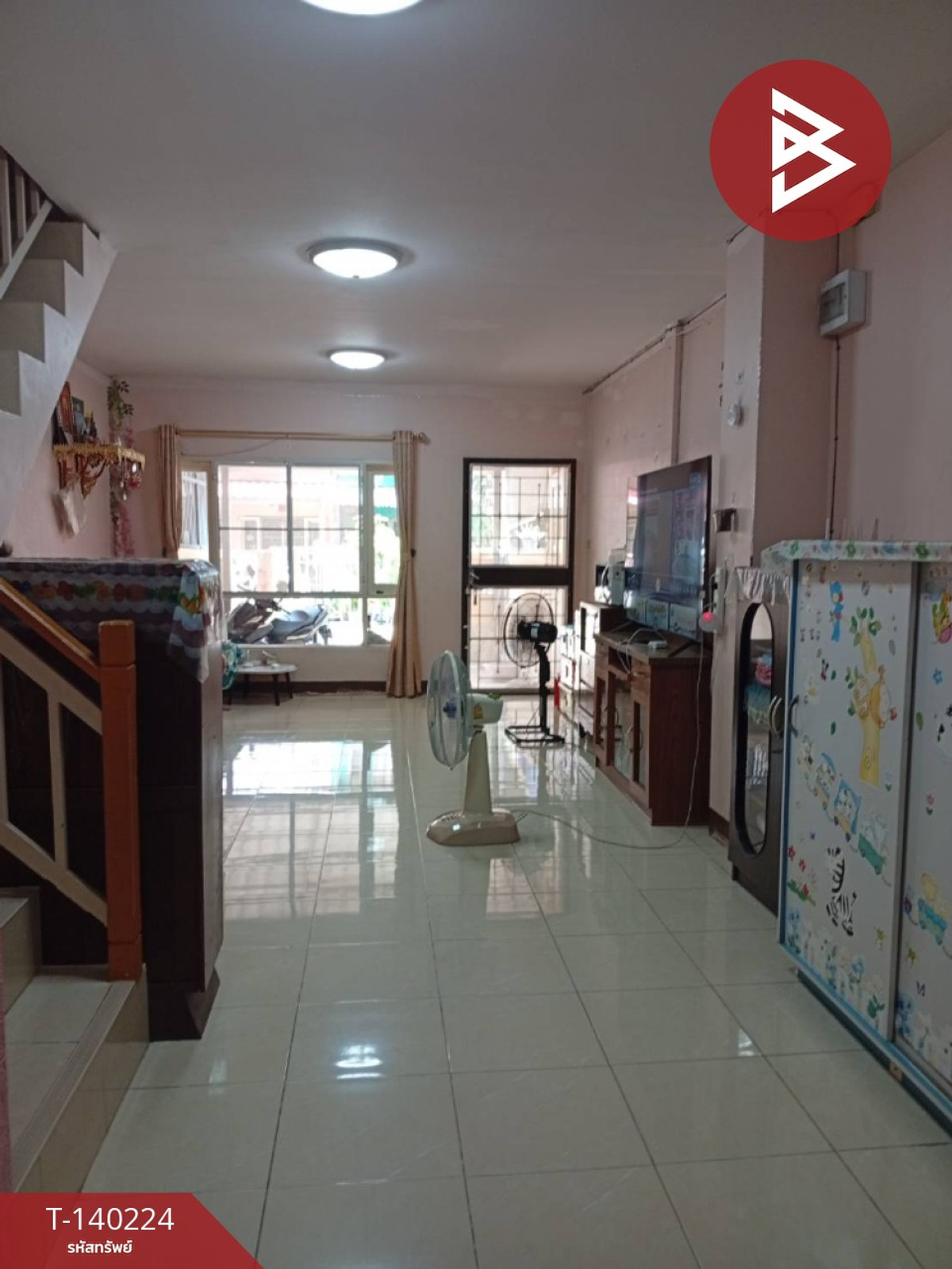 ขายทาวน์เฮ้าส์ หมู่บ้านเพชรไพลิน สามพราน นครปฐม  โครงการ : หมู่บ้านเพชรไพลิน สามพราน