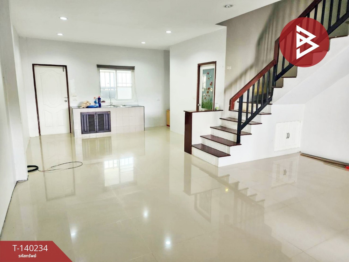 ขายทาวน์เฮ้าส์หลังริม เนื้อที่ 24 ตร.วา สำนักท้อน บ้านฉาง ระยอง