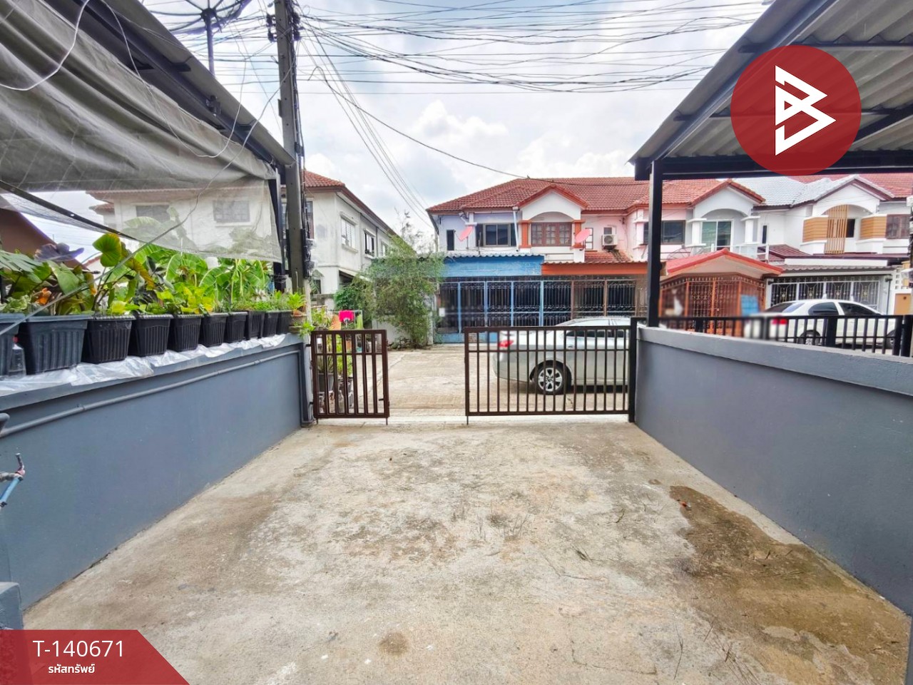 ขายทาวน์เฮ้าส์ หมู่บ้านธารทิพย์ ราชบุรี  ใกล้โรงงานราชาชูรส บ้านโป่ง