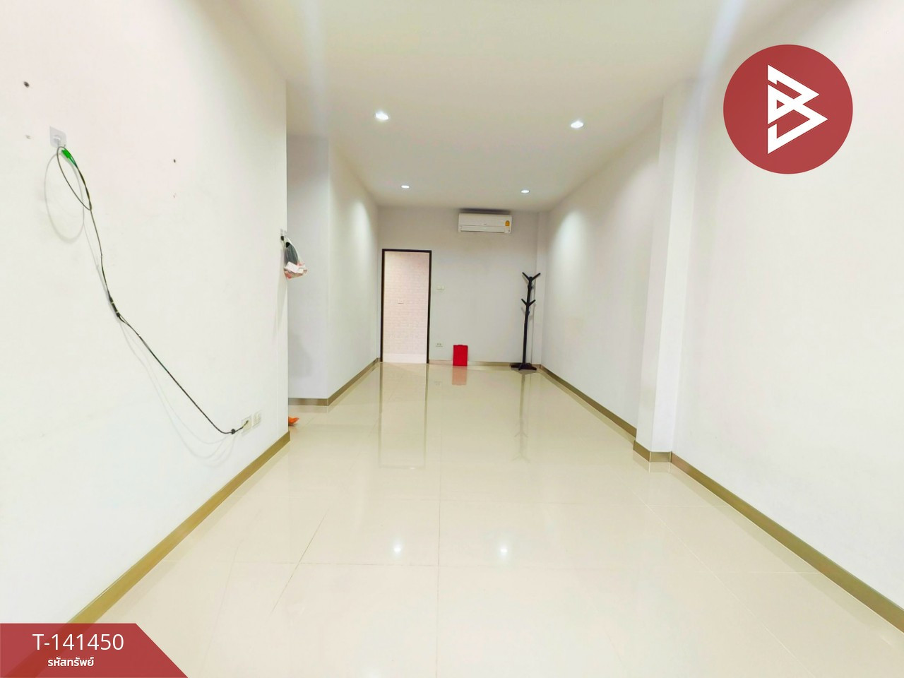 ขายบ้านแฝด หมู่บ้านนิรา​วิลล์​วิลเลจ​พลัส​ เศรษฐกิจ​-พันธุ​วงษ์​ สมุทรสาคร