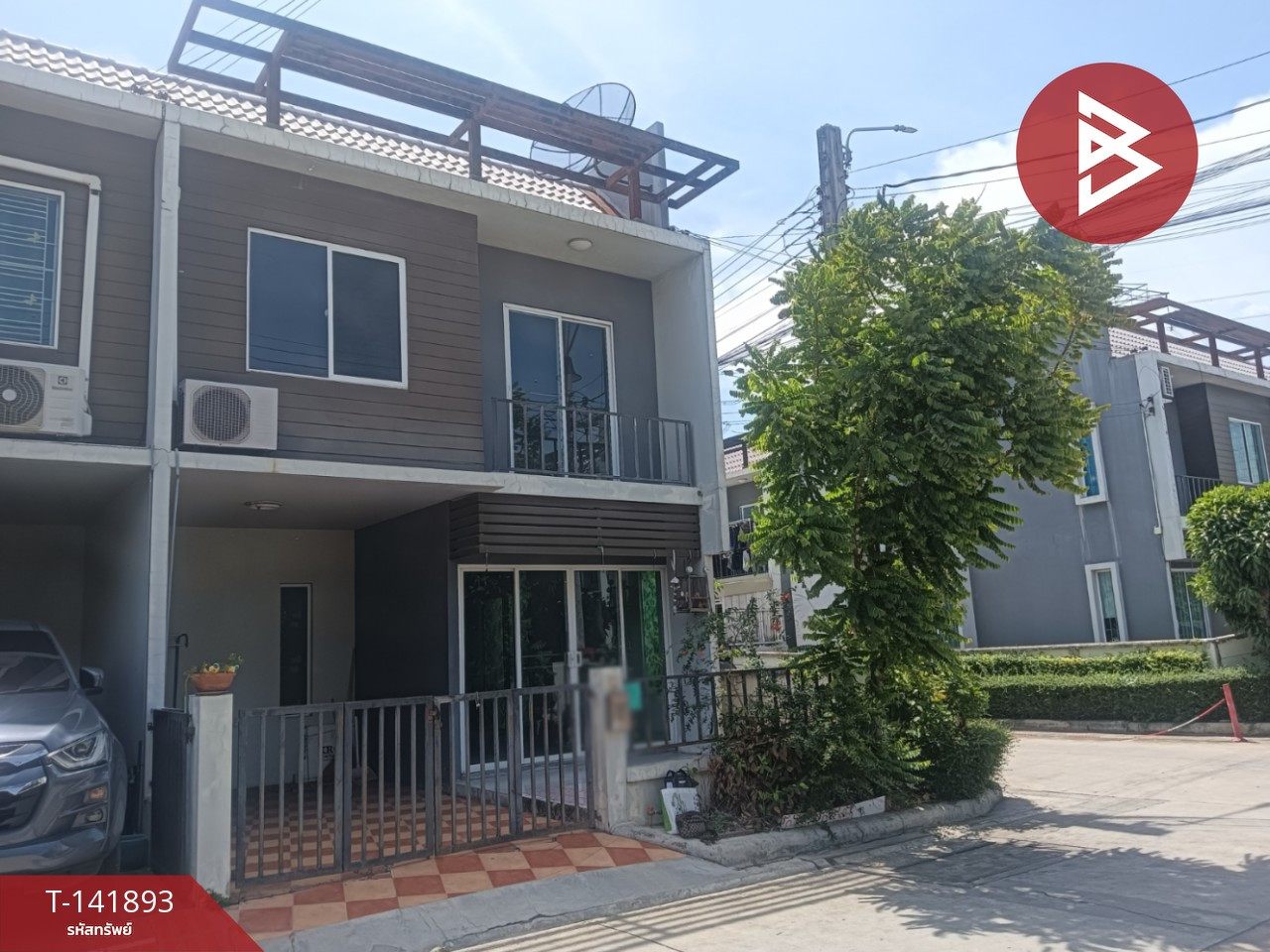 ขายบ้านแฝด หมู่บ้านเดอะคัลเลอร์ส เลชเชอร์ บางนา กม.8 บางพลี สมุทรปราการ